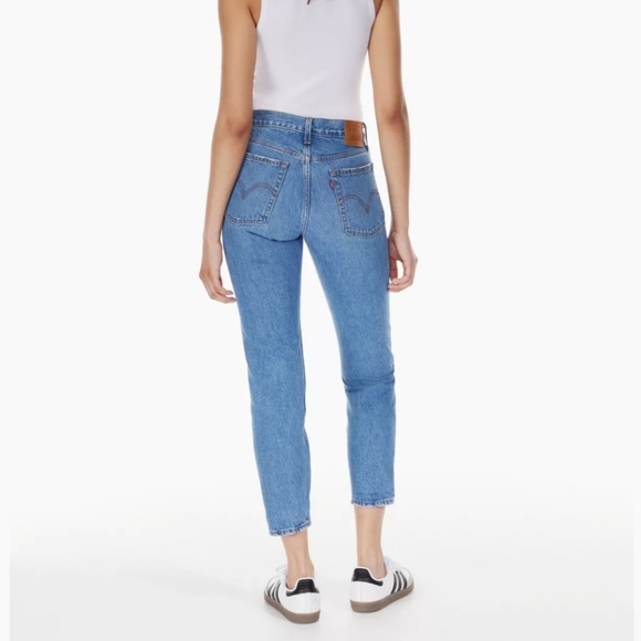 Levi's Wedgie Fit High Rise Tapered Leg Icon Fit 26 - Picture 8 of 8